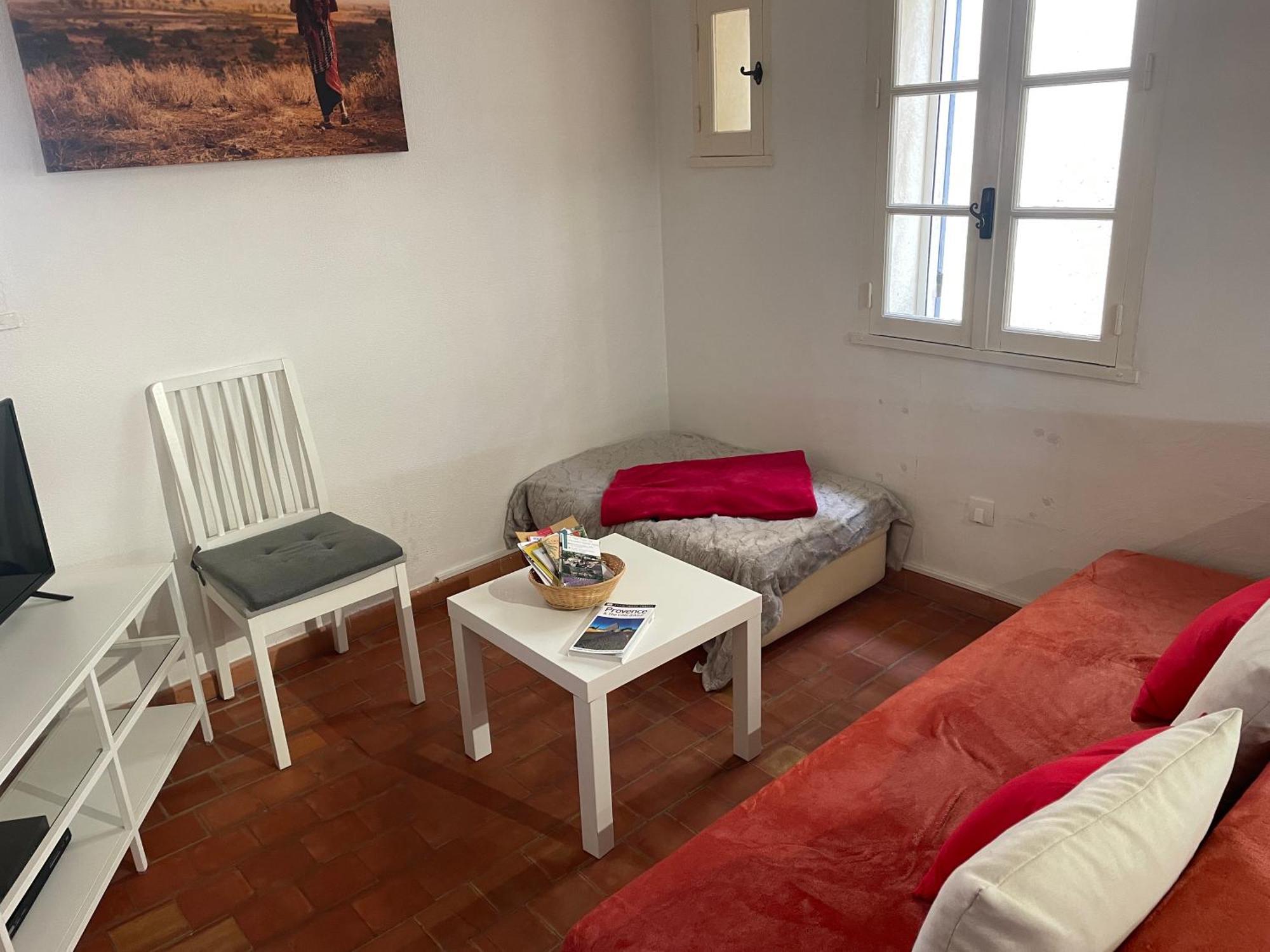 Studio Cosy Dans Le Centre-Ville Historique L'Isle-sur-la-Sorgue Exterior photo